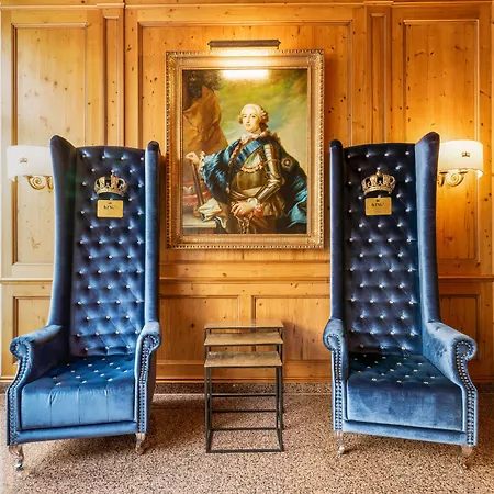 King's Center Superior מלון