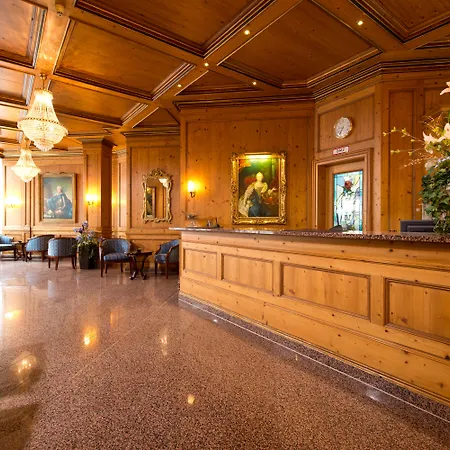 Hotel King's Center Superior