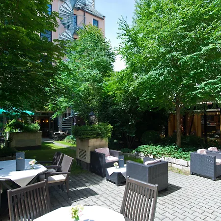 Hotel King's Center Superior 3*