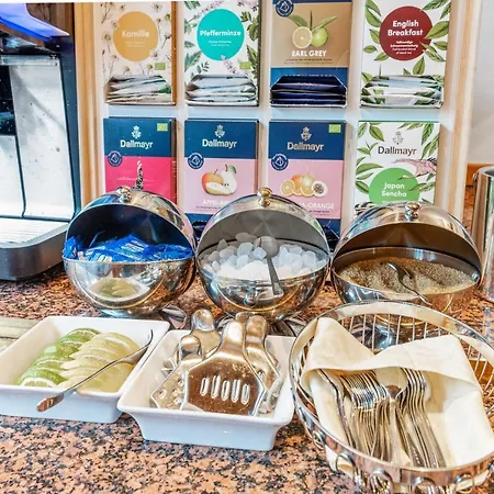 King's Center Superior Hotell 3*