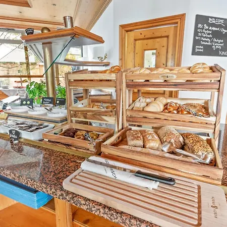 Hotell King's Center Superior 3*