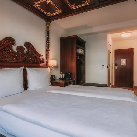Szálloda King's Center Superior 3*