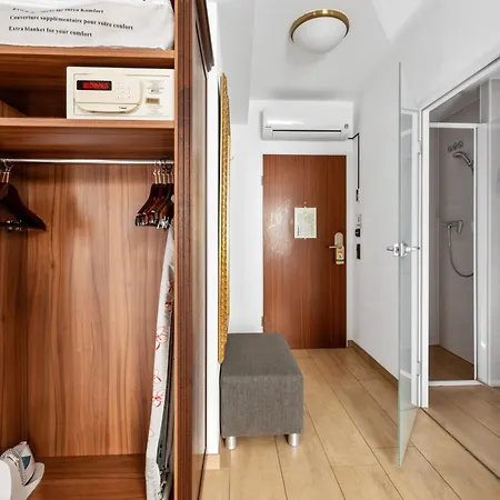 King's Center Superior 3* München